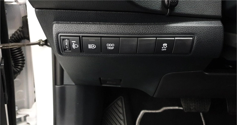 Toyota Corolla cena 110399 przebieg: 5, rok produkcji 2023 z Racibórz małe 407